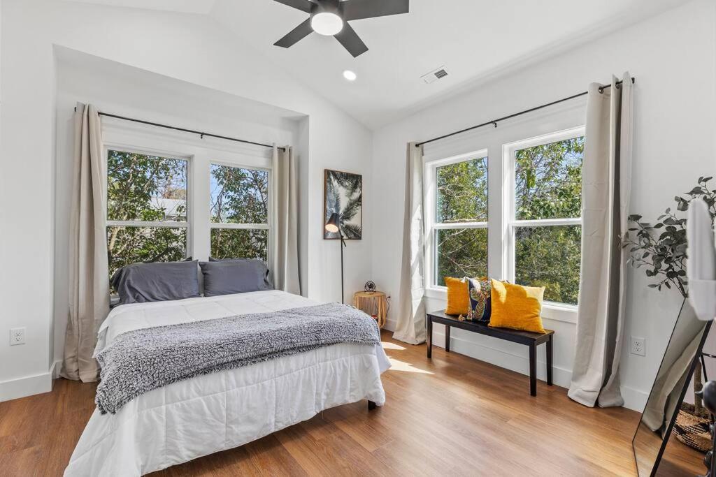 New•Downtown• Onetreehill Bridge Villa Wilmington Bagian luar foto